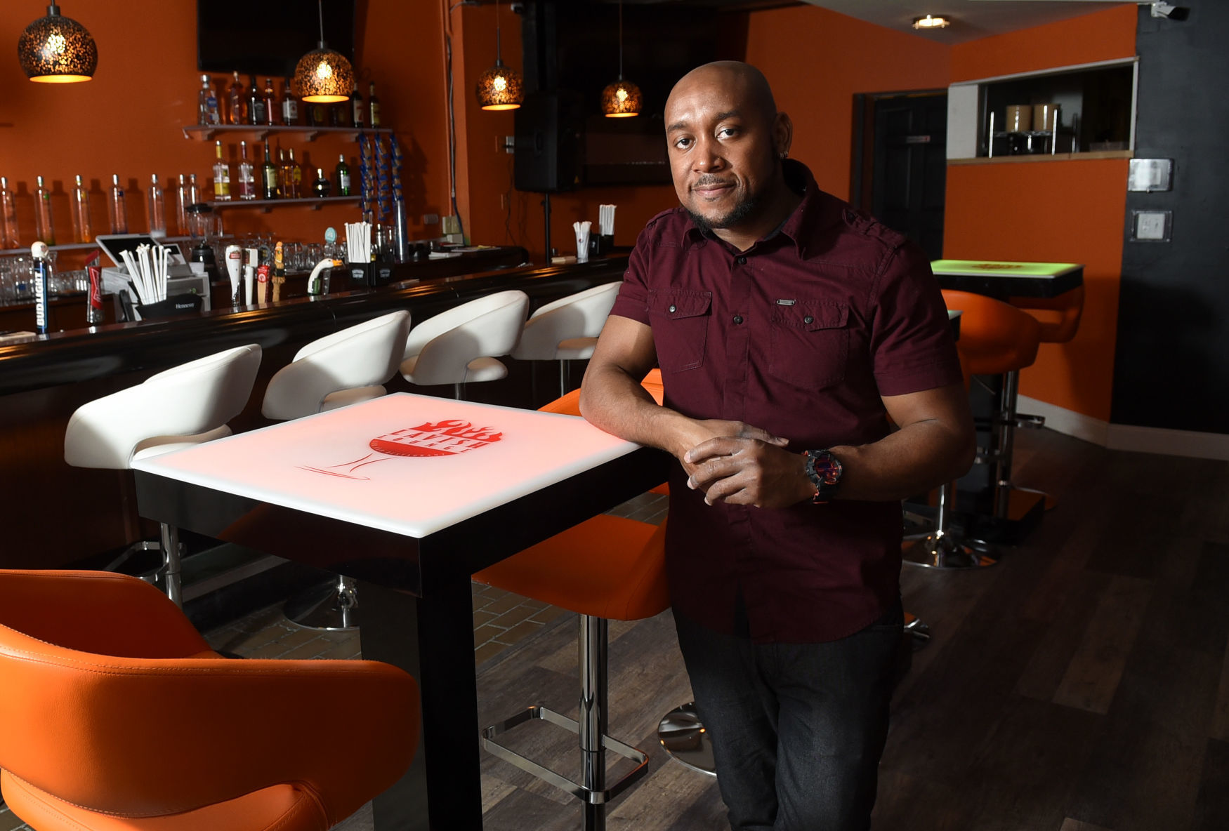 Lavish Lounge 1